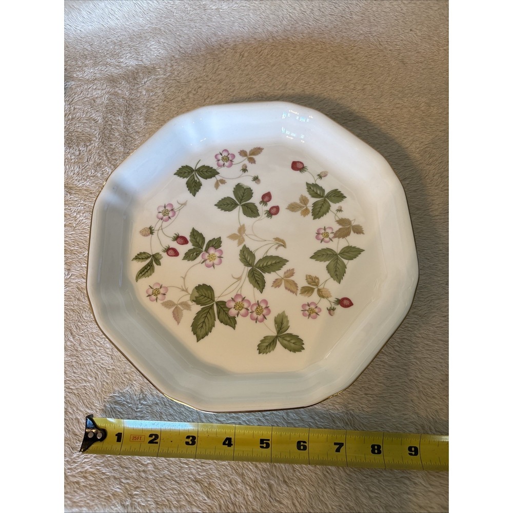 Wedgwood Wild Strawberry Bone China Octagonal 8 sided Serving Plate England